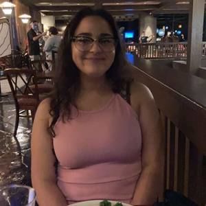 Meet your Posher, Monica